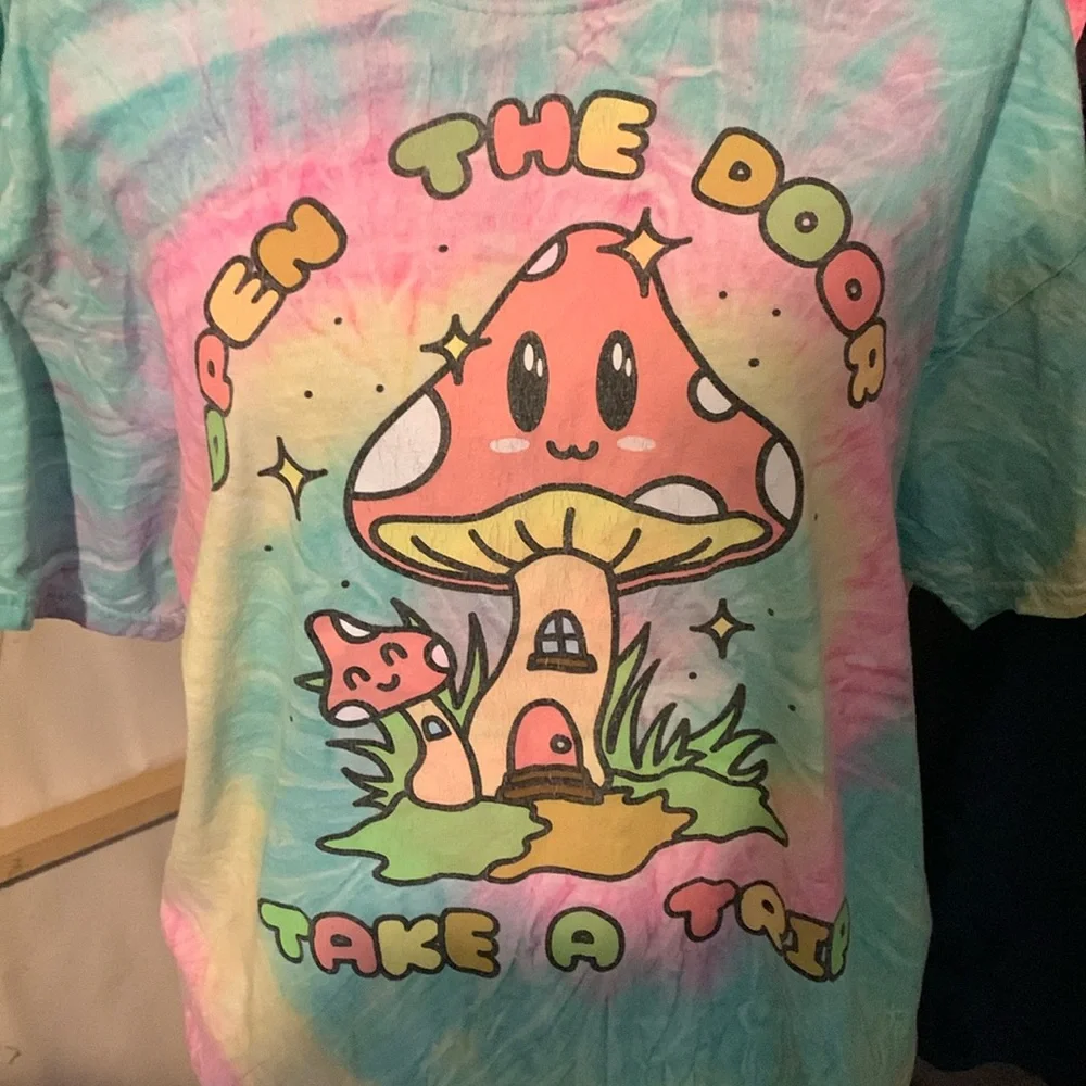 Mushroom Tye Dye Shirt Spencer’s  🍄 - Picture 2 of 5